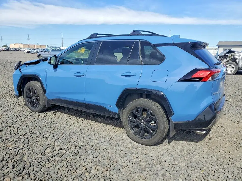 2024 Toyota RAV4 VIN JTM16RFV9RD145845 фото 2