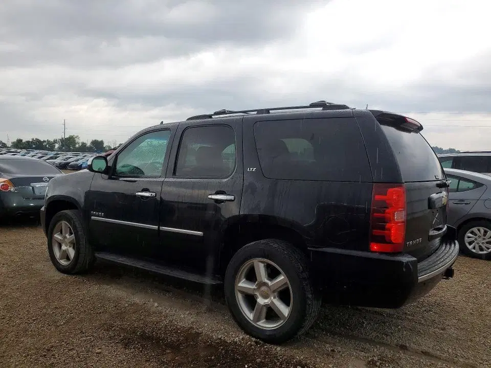 2013 CHEVROLET TAHOE VIN 1GNSKCE04DR236625 фото 2