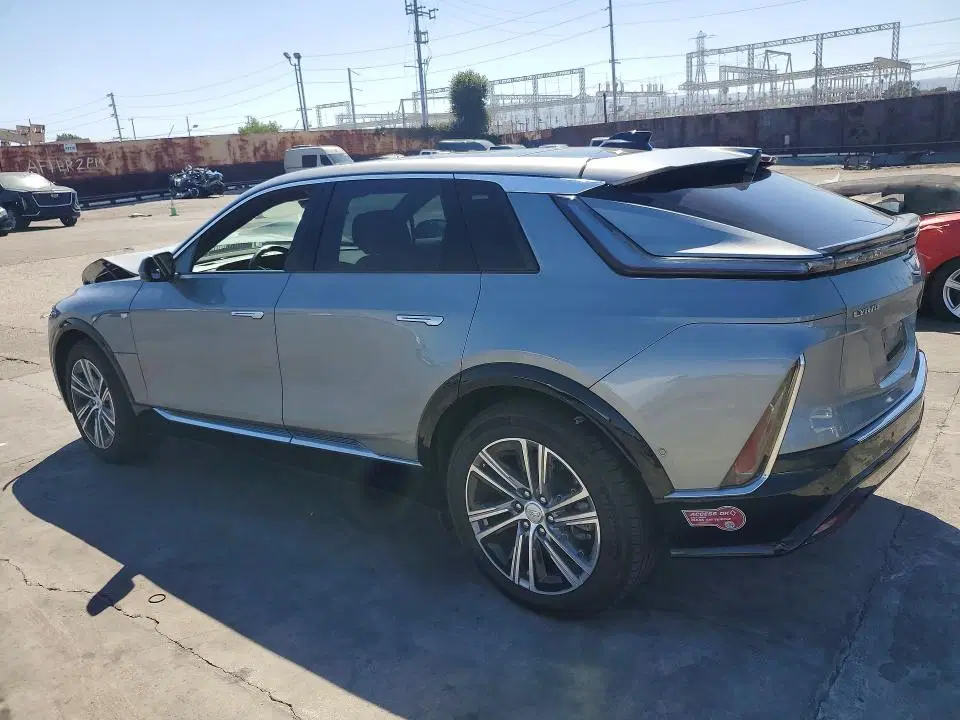 2024 Cadillac Lyriq VIN 1GYKPRRL5RZ127240 фото 2