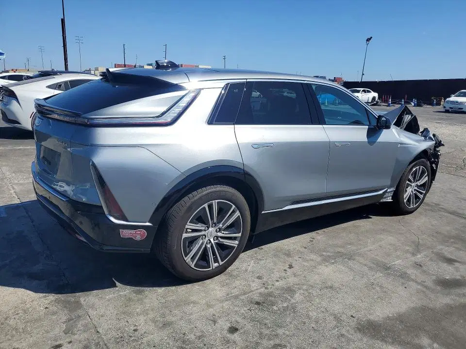 2024 Cadillac Lyriq VIN 1GYKPRRL5RZ127240 фото 3