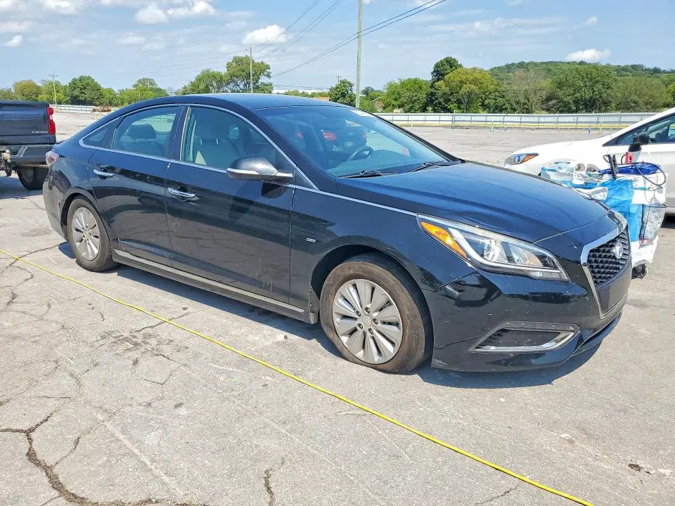 2017 Hyundai SONATA HYBRID VIN KMHE24L17HA044090 фото 4