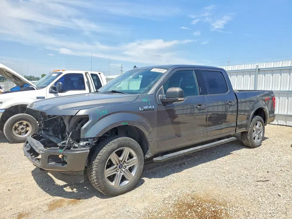 1FTFW1E53KKF02334 — 2019 Ford F150, Передняя часть, фото до ремонта
