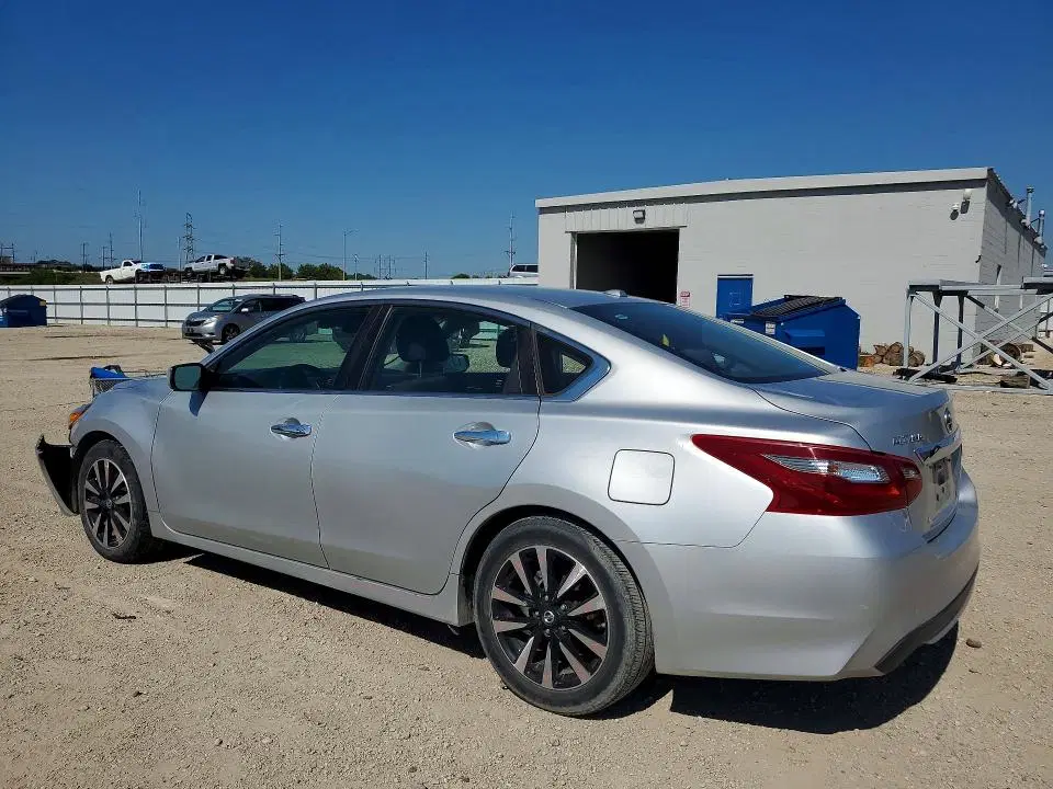 2018 NISSAN ALTIMA VIN 1N4AL3AP0JC264527 фото 4