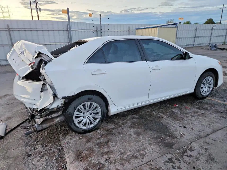 2014 Toyota Camry VIN 4T1BF1FK8EU419974 фото 3