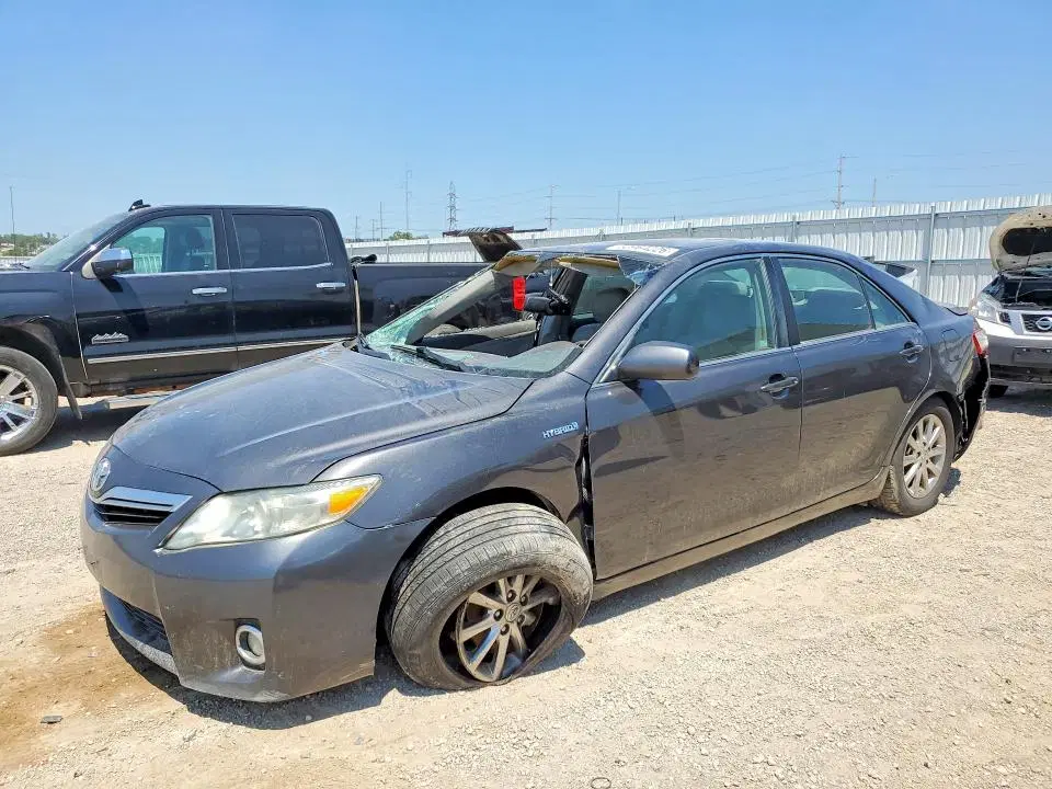 4T1BB3EK1BU138653 — 2011 Toyota Camry, Боковая часть, фото до ремонта