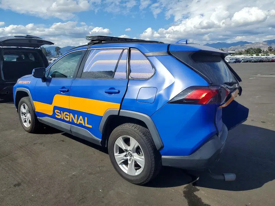 2021 Toyota RAV 4 VIN 2T3W1RFV1MW104982 фото 2