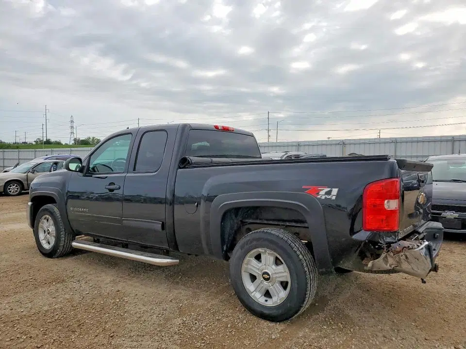 2013 CHEVROLET SILVERADO VIN 1GCRKSE72DZ257388 фото 2