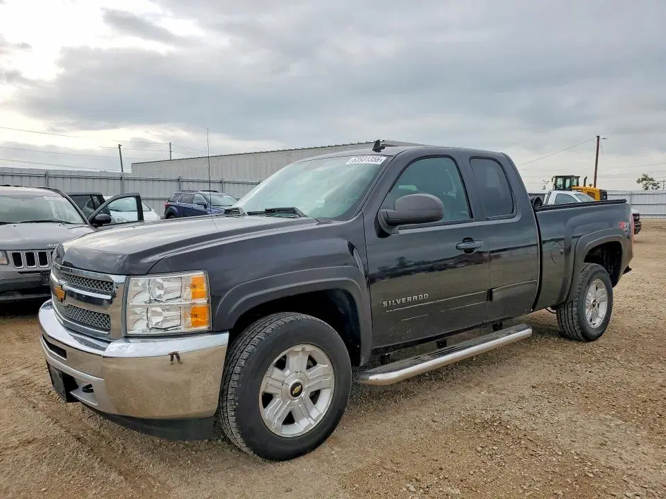 2013 CHEVROLET SILVERADO VIN 1GCRKSE72DZ257388 фото 3