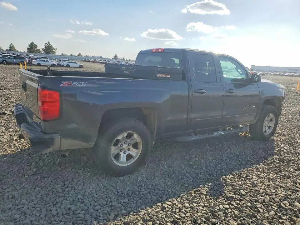 2016 Chevrolet Silverado VIN 1GCVKREC6GZ363061 фото 3