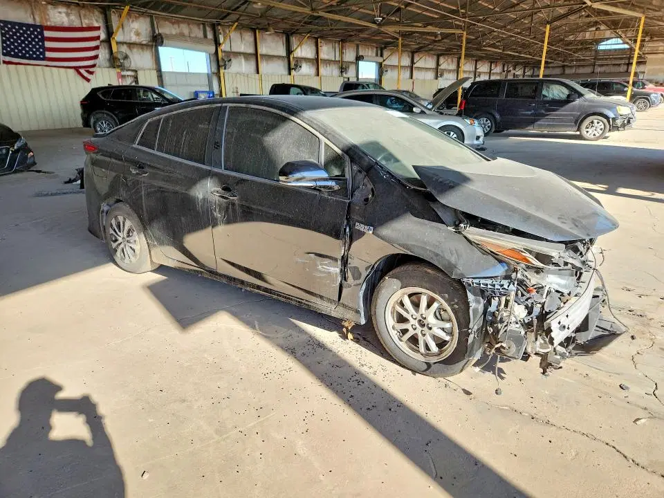 2020 Toyota PRIUS PRIME VIN JTDKARFP2L3149883 фото 4