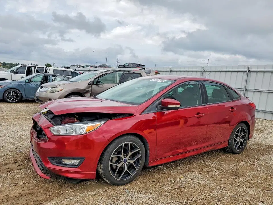 2016 FORD FOCUS VIN 1FADP3F26GL238134 фото 3