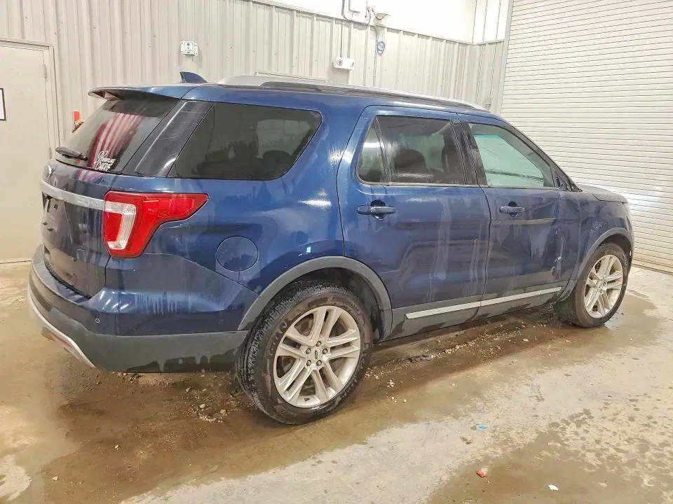 2017 Ford Explorer VIN 1FM5K7D85HGB87856 фото 3