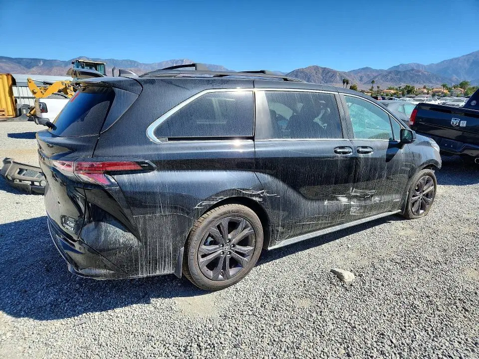 2021 Toyota Sienna VIN 5TDXRKECXMS041175 фото 3