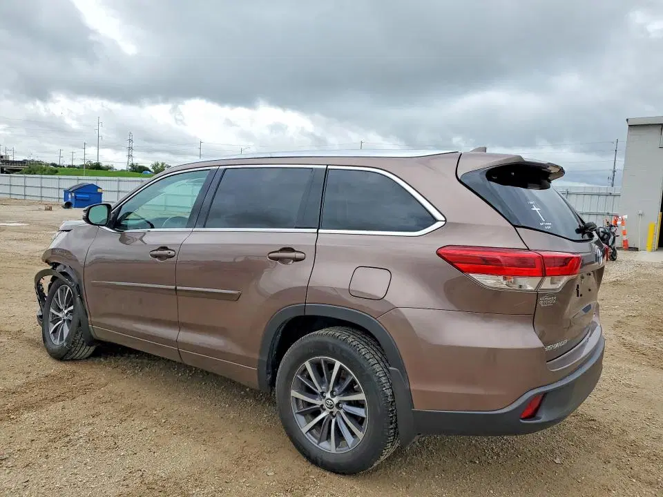2018 TOYOTA HIGHLANDER VIN 5TDJZRFH8JS875059 фото 2