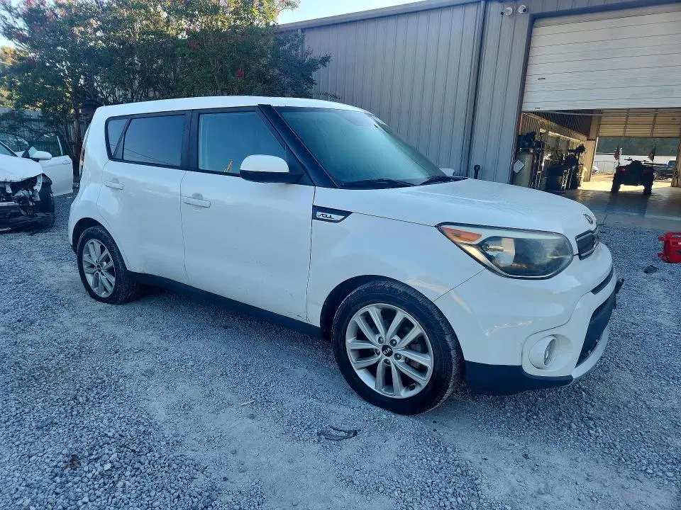 2018 KIA SOUL VIN KNDJP3A55J7568359 фото 4