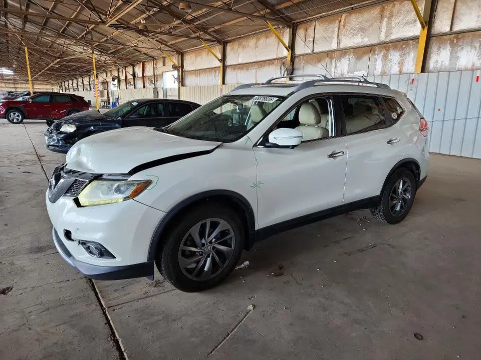 5N1AT2MT1FC897134 — 2015 Nissan Rogue, передняя часть, фото до ремонта