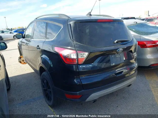 2018 Ford ESCAPE SE VIN 1FMCU9GD3JUC92960 фото 3