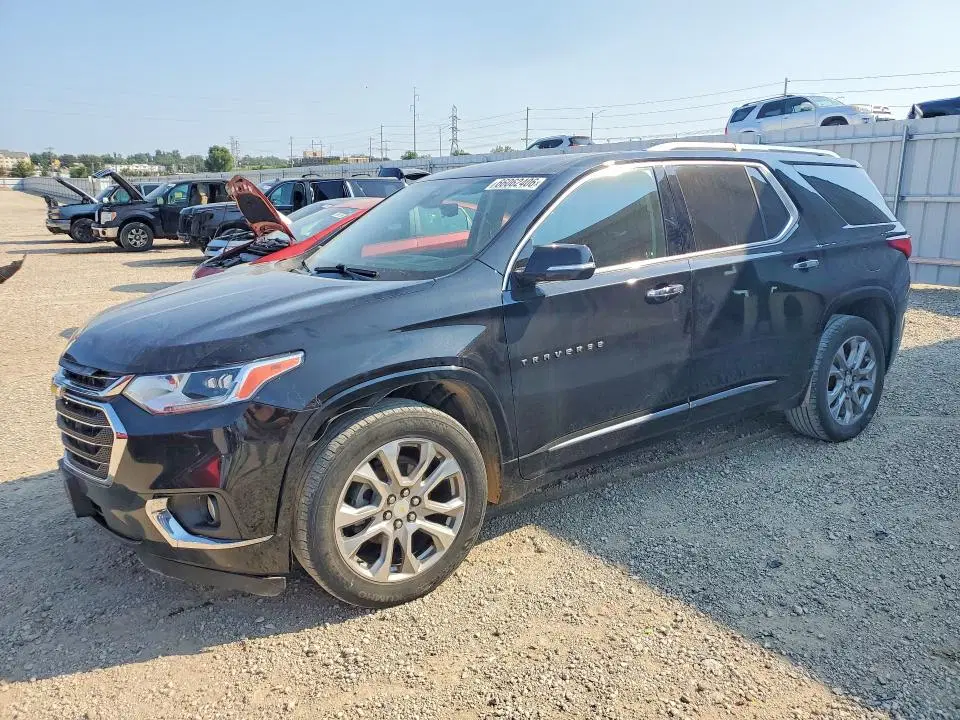 1GNEVJKW6JJ266396 — 2018 Chevrolet Traverse, Передняя часть, фото до ремонта
