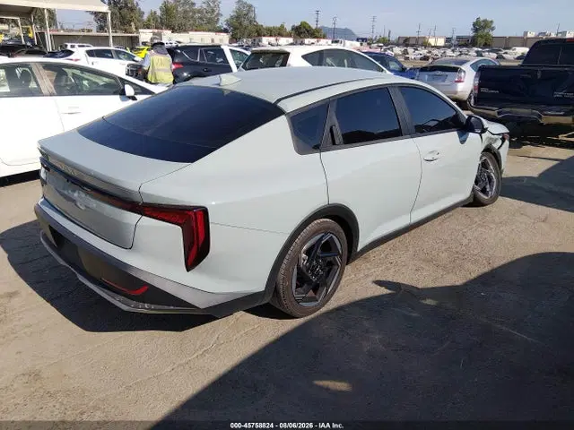2025 KIA K4 Ex VIN 3KPFU4DE2SE125068 фото 4