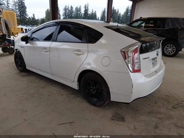 2015 Toyota Prius Four VIN JTDKN3DU4F1920385 фото 3