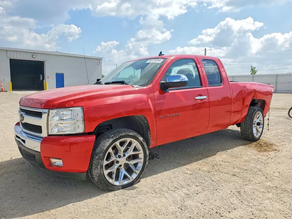 2011 CHEVROLET SILVERADO VIN 1GCRCSE0XBZ437893 фото 3