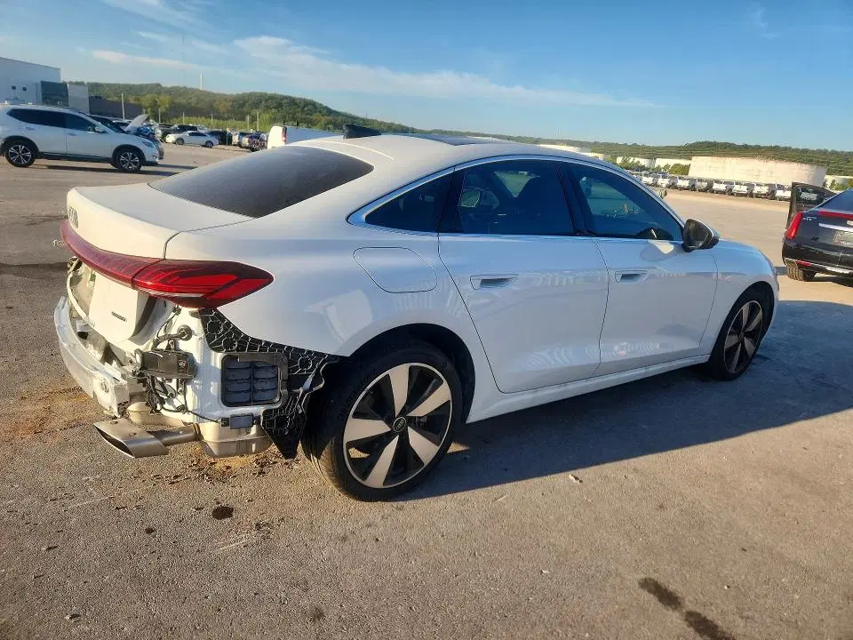2025 AUDI A5 VIN WAU1BCFU1SN103358 фото 3
