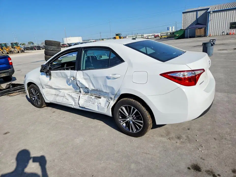 2016 TOYOTA COROLLA VIN 5YFBURHE3GP379321 фото 3