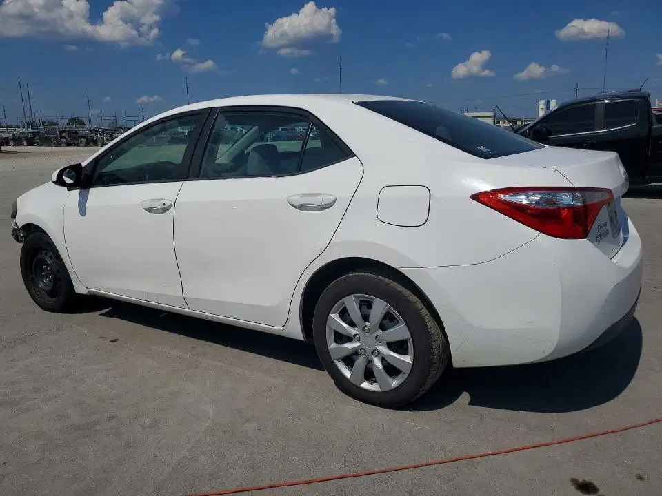 2015 TOYOTA COROLLA VIN 5YFBURHE0FP306566 фото 2