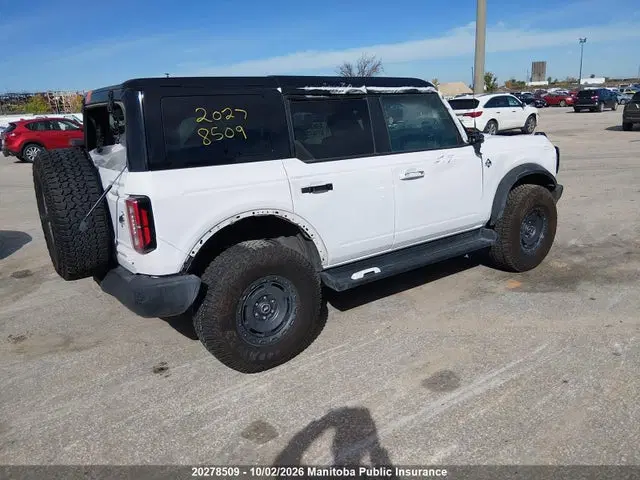 2025 Ford Bronco Outer Banks VIN 1FMEE8BP3SLA73635 фото 4