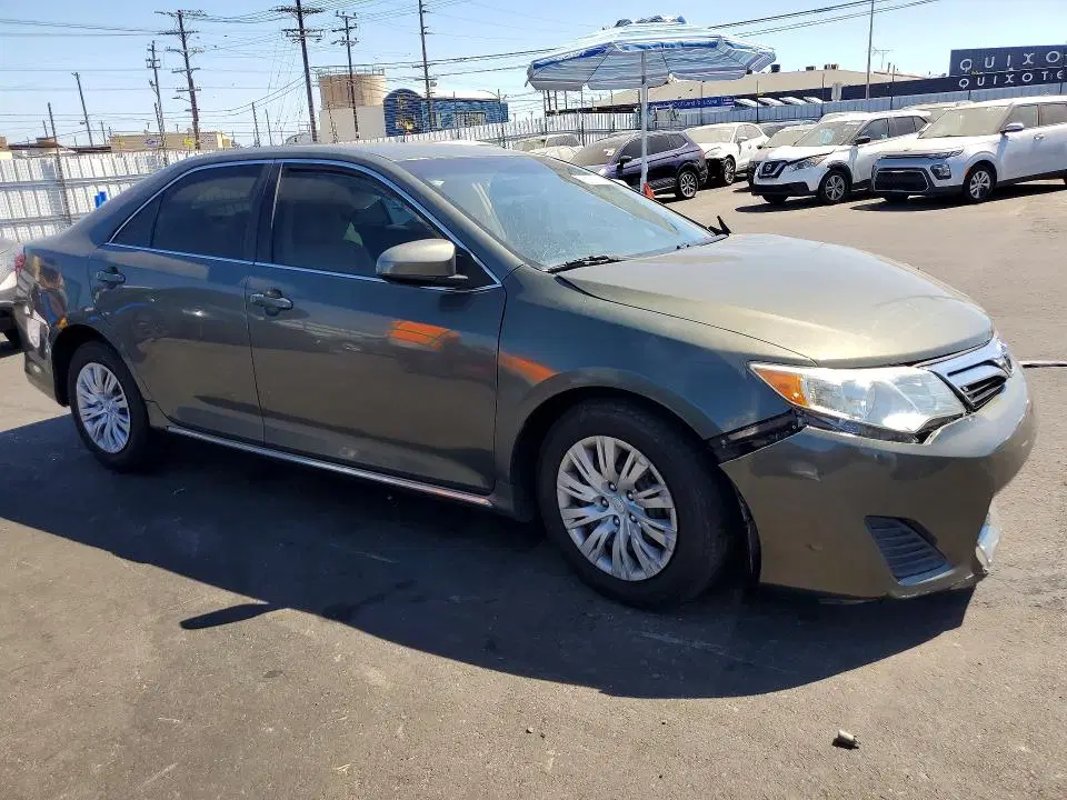2014 Toyota Camry VIN 4T4BF1FK2ER386766 фото 4