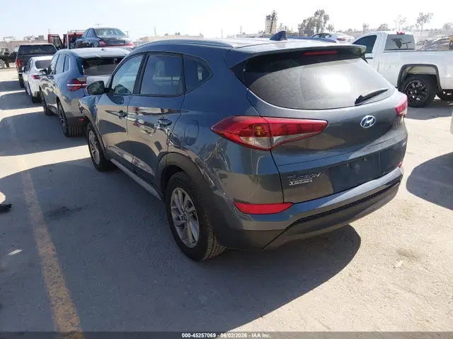 2018 Hyundai TUCSON SEL VIN KM8J3CA45JU630102 фото 3