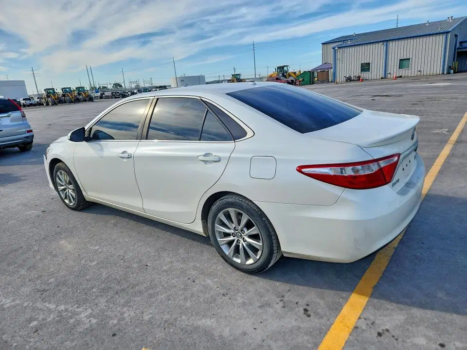 2015 TOYOTA CAMRY VIN 4T1BF1FK6FU078821 фото 2