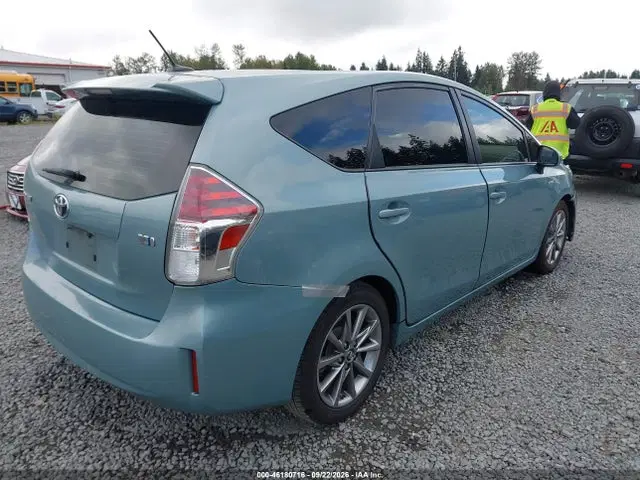 2017 Toyota Prius V Five VIN JTDZN3EU5HJ065230 фото 4