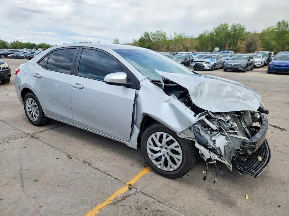 2017 Toyota Corolla VIN 2T1BURHE7HC752104 фото 4