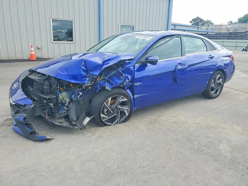KMHLN4DJXSU127239 — 2025 Hyundai Elantra, Передняя часть, фото до ремонта