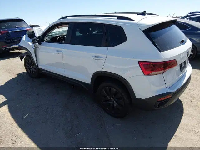 2022 Volkswagen Taos 1.5t S VIN 3VVCX7B24NM088766 фото 3