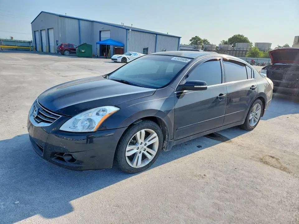 1N4BL2AP0CC225230 — 2012 Nissan Altima, Задняя часть, фото до ремонта
