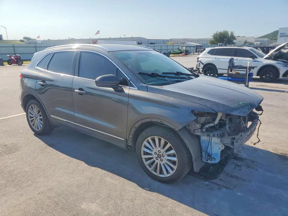 2019 LINCOLN MKC VIN 5LMCJ1C95KUL16539 фото 4