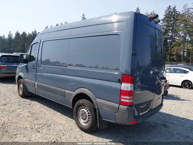 2018 Mercedes-Benz Sprinter 2500 Standard Roof V6 VIN WD3PE7CD9JP641335 фото 3
