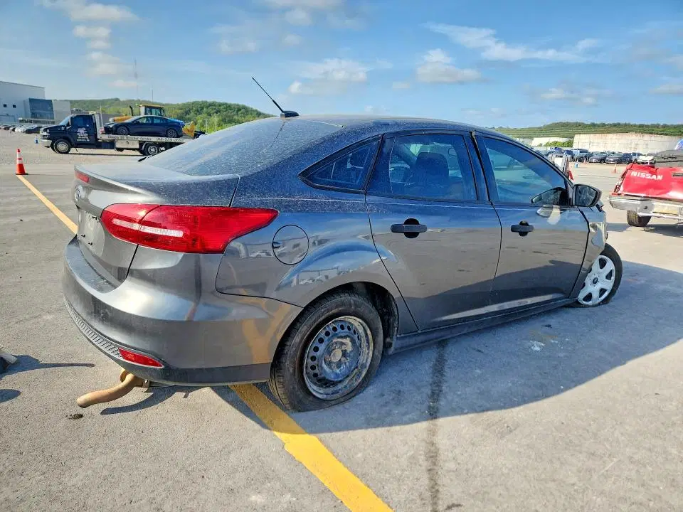 2018 FORD FOCUS VIN 1FADP3E24JL293075 фото 3