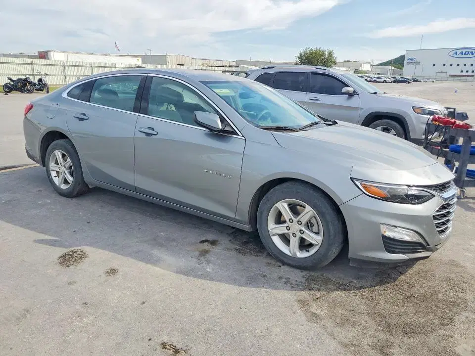 2024 CHEVROLET MALIBU VIN 1G1ZC5ST0RF212113 фото 4