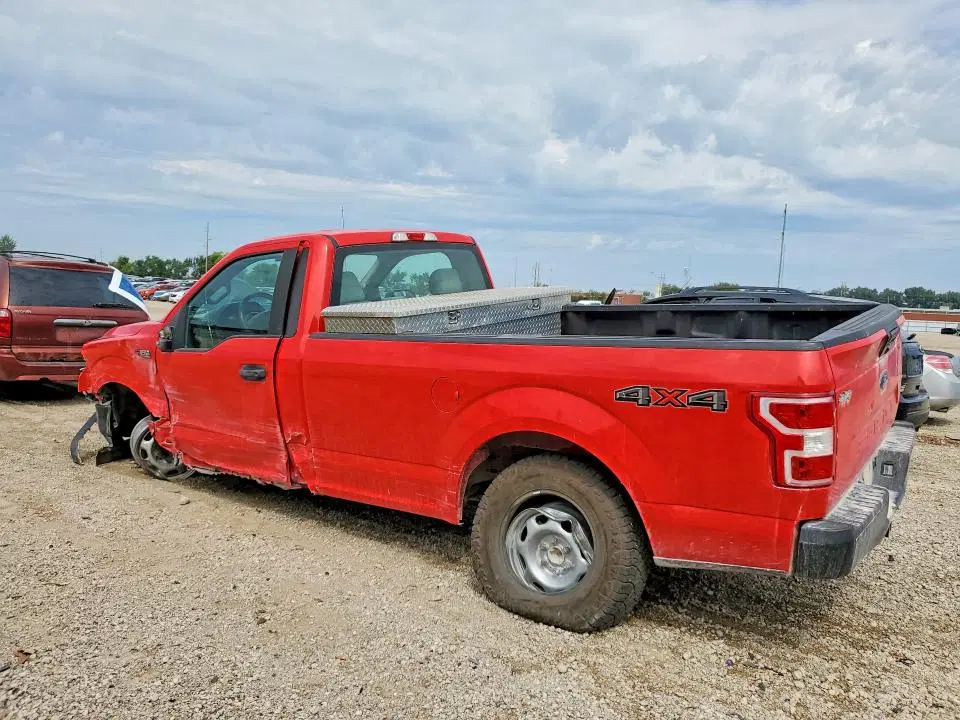 2019 FORD F150 VIN 1FTMF1EB8KKC20882 фото 3