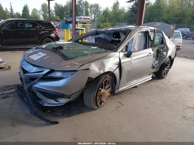2021 Toyota CAMRY SE VIN 4T1G11AK0MU413404 фото 2