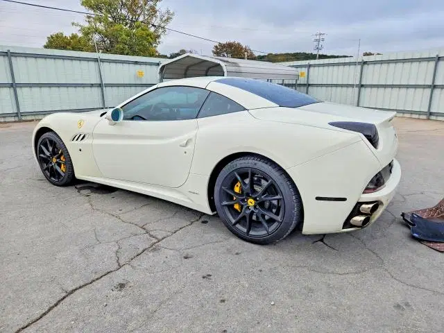 2013 FERRARI CALIFORNIA VIN ZFF65TJA1D0190645 фото 2