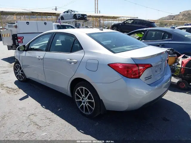 2017 Toyota Corolla Se Special Edition VIN 5YFBURHE8HP633347 фото 3