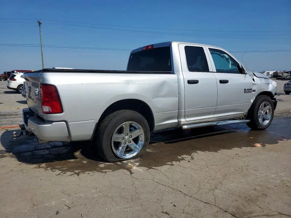 2015 RAM 1500 VIN 1C6RR7FT6FS684189 фото 3