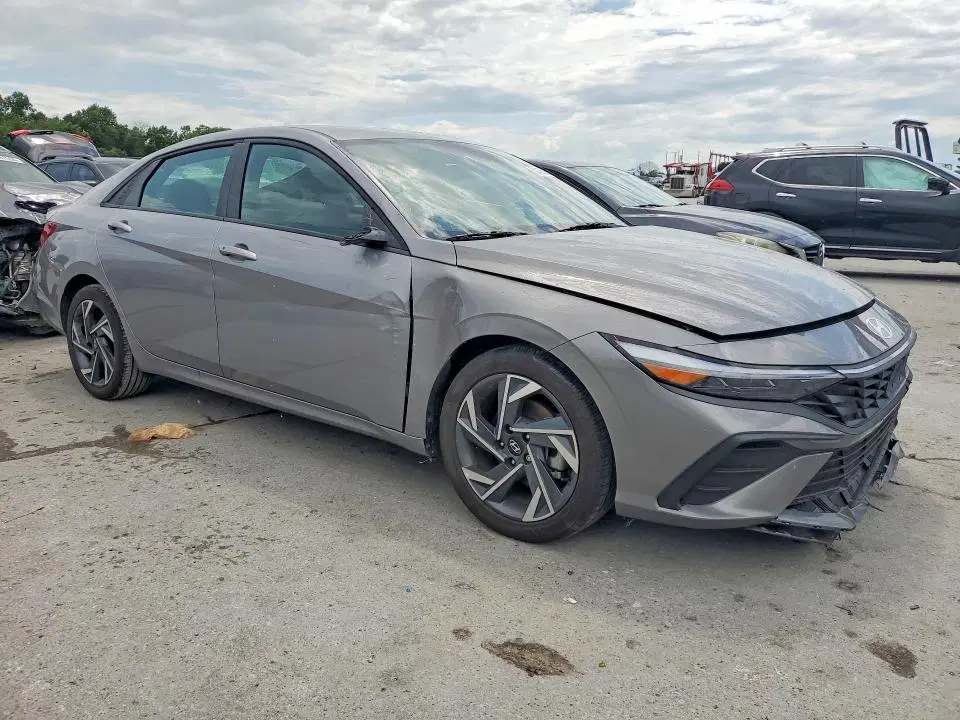 2025 HYUNDAI ELANTRA VIN KMHLM4DG3SU996692 фото 4