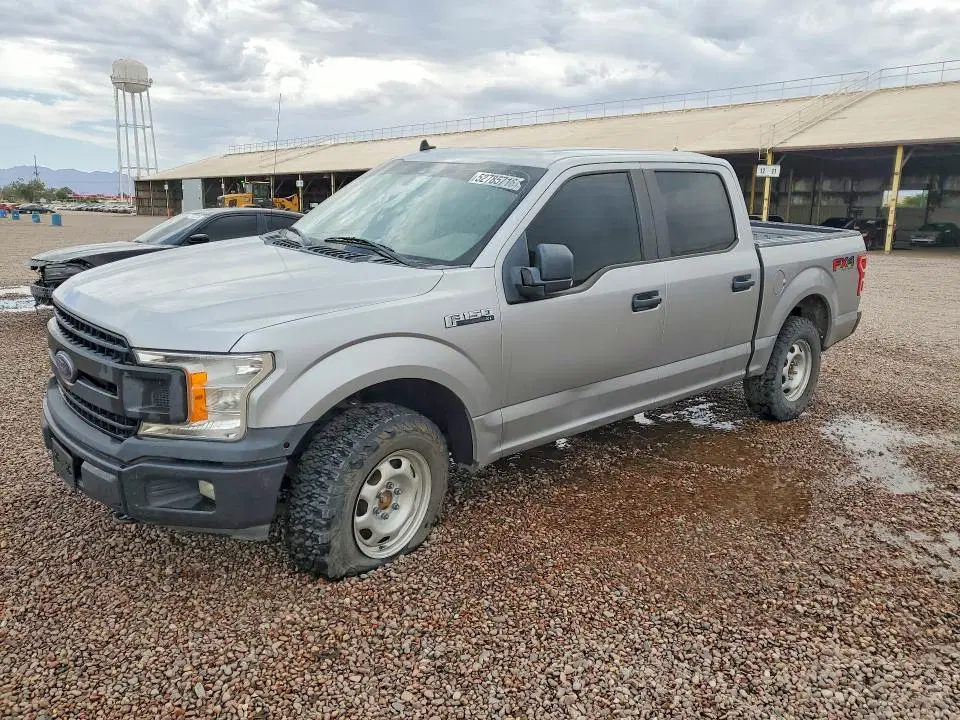 1FTEW1E4XLKD26600 — 2020 Ford F150, механические повреждения, фото до ремонта