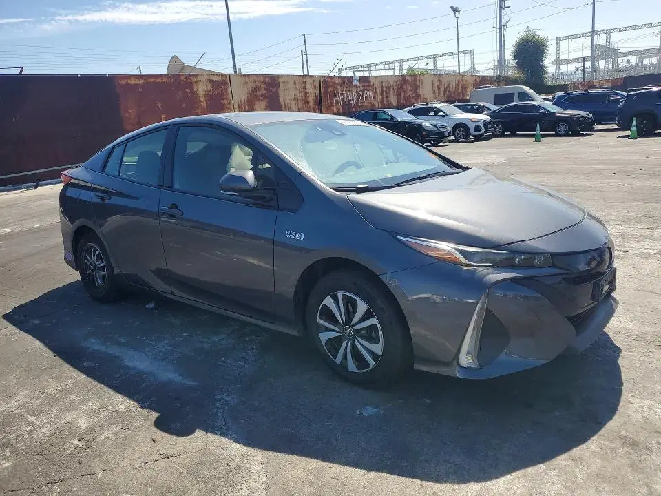 2019 Toyota PRIUS PRIME VIN JTDKARFP9K3113588 фото 4