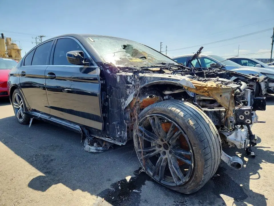 2021 BMW 540 VIN WBA53BJ08MWX00534 фото 4